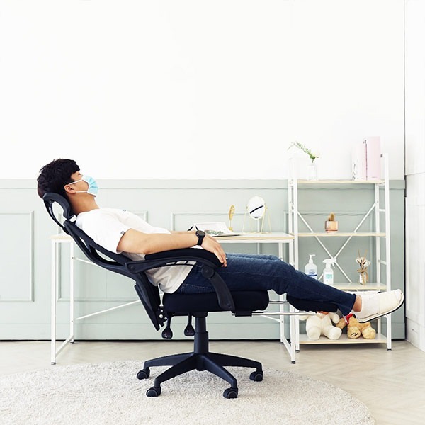 일루일루,[일루일루] 가드 메쉬 타이탄 사무용 공부 사무실 컴퓨터 발받침 의자 3color